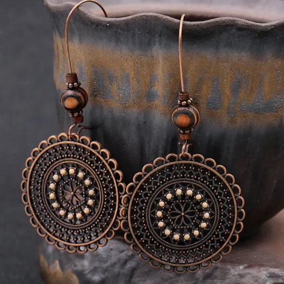 NEW Vintage Inspired Flower Pattern Dangle Earrings Retro Bohemian Style Alloy - Picture 2 of 5